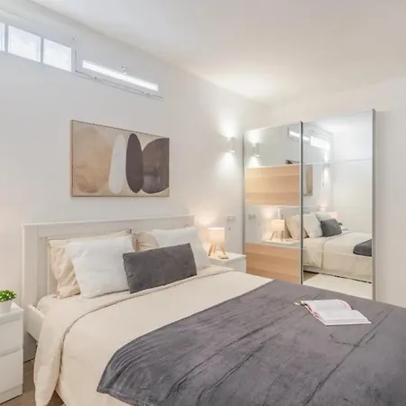 Nomad Urban Nest Apartment *